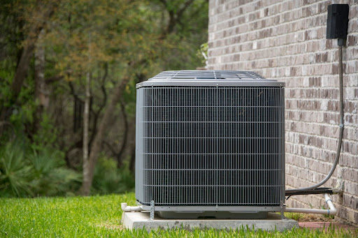 Outdoor air conditioner in Alpharetta, GA